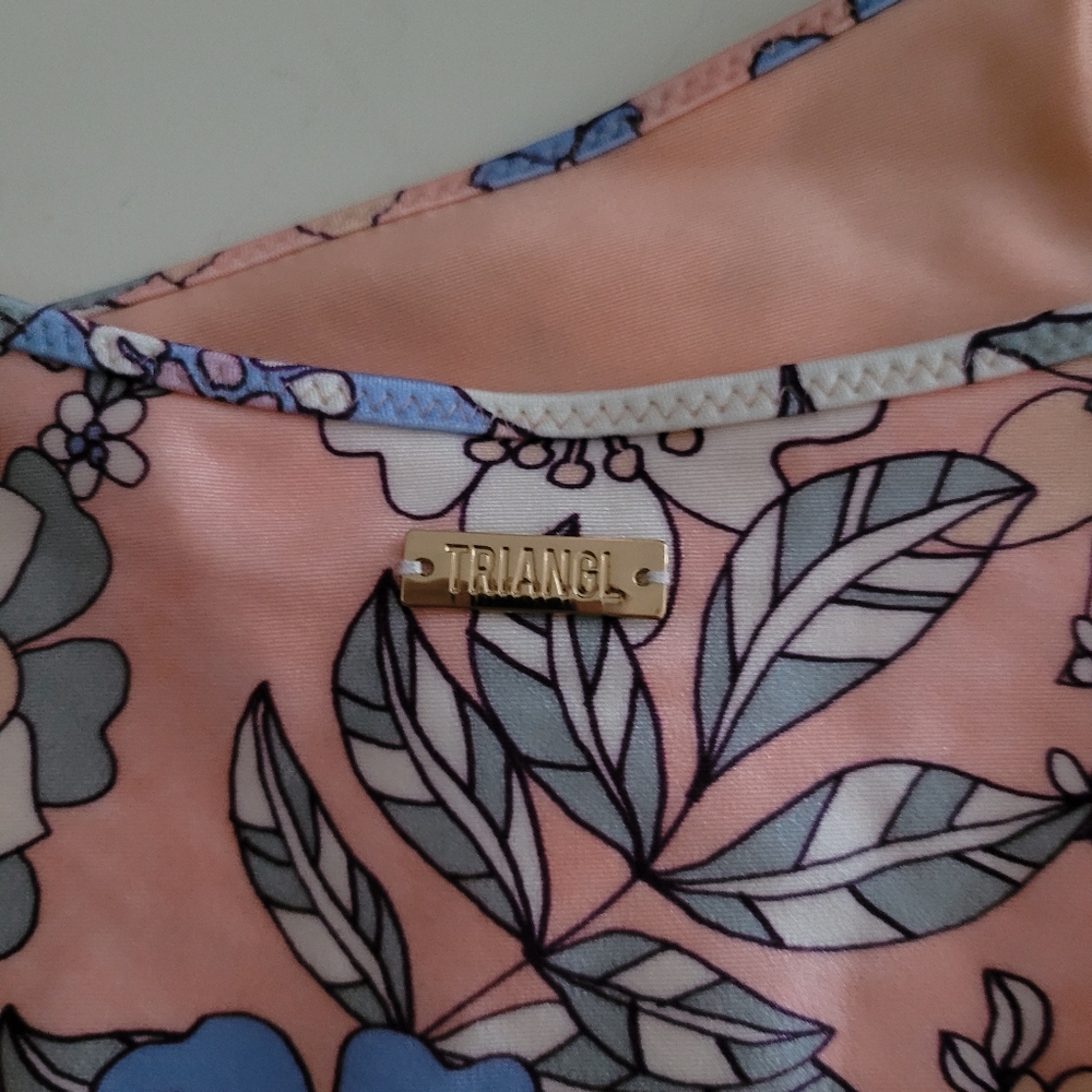 NWOT TRIANGL Sophia One Piece Floral Cut Out swimsuit size Xsmal New without … - Picture 10 of 14